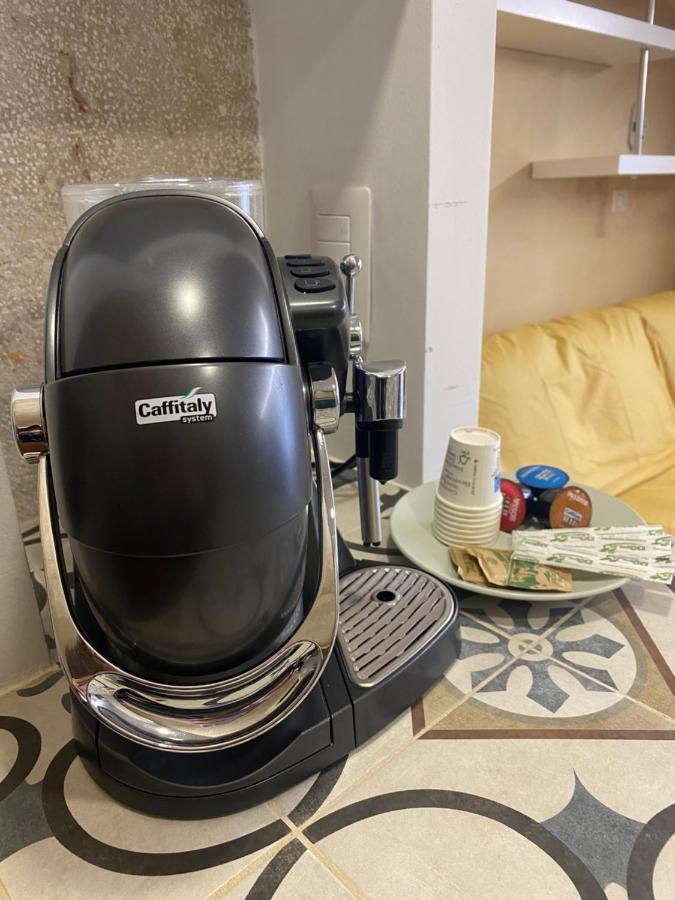 Dimora In Centro Bed & Breakfast Trani Exterior photo